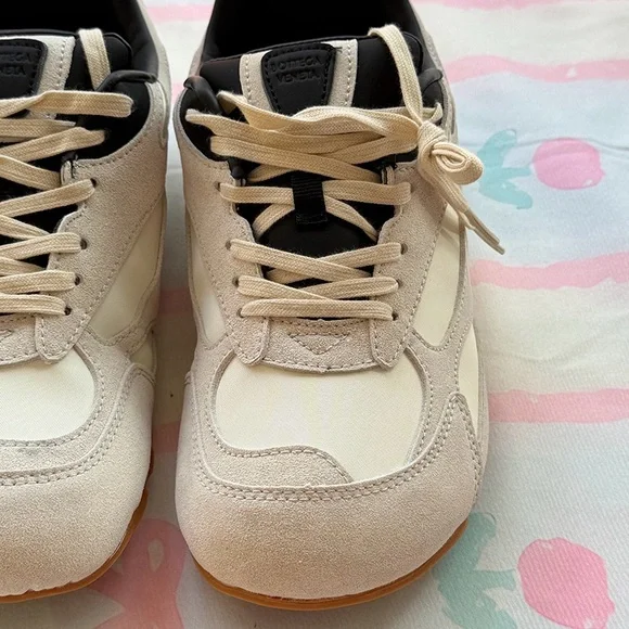 Bottega Veneta Orbit Flash Sea Salt/Black Sneakers - Picture 6 of 7